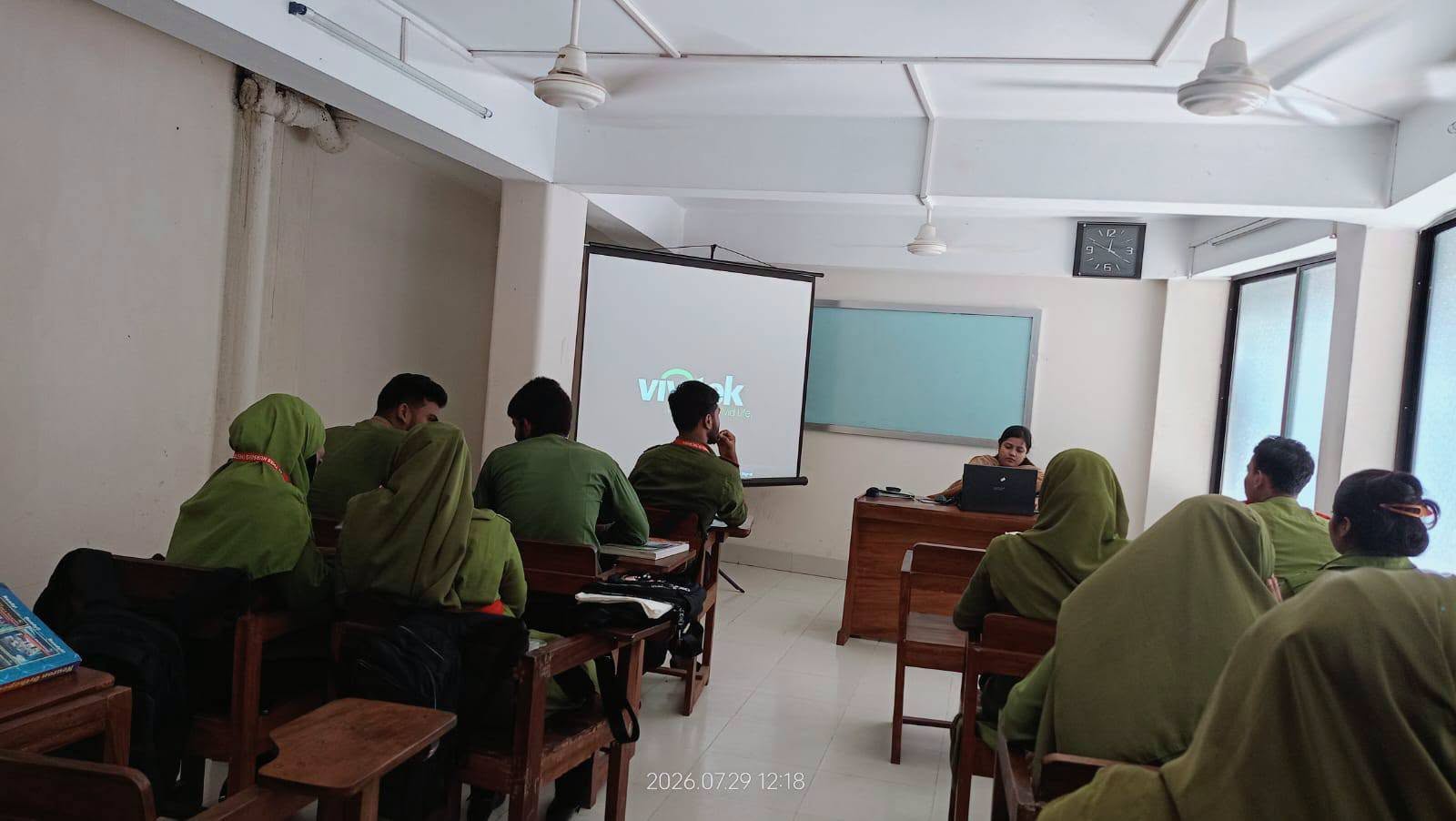 শ্রেণিকক্ষেই গড়ে ওঠে আগামীর দক্ষ ও মানবিক নার্স